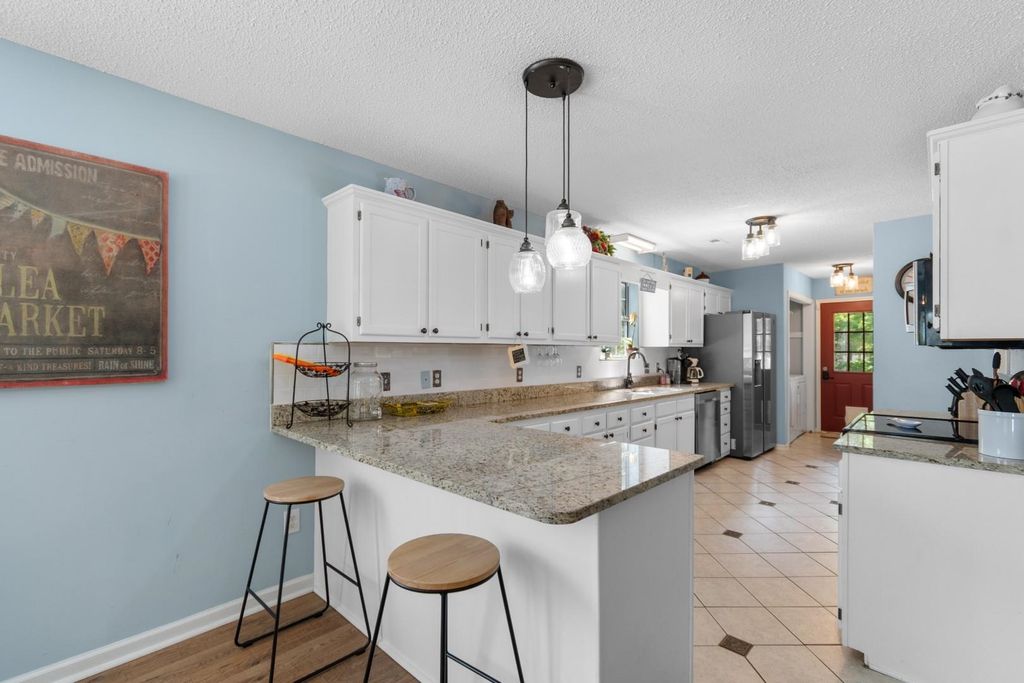 114 N Oak St., Surfside Beach, SC 29575 — photo 2