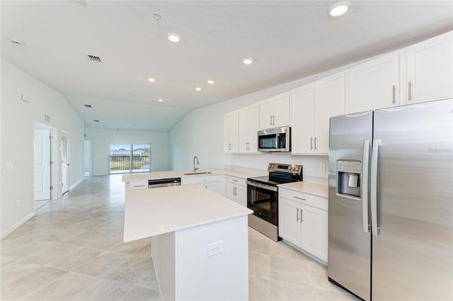 19015 SCALLOP LOOP 201, Lakewood Ranch, FL 34202