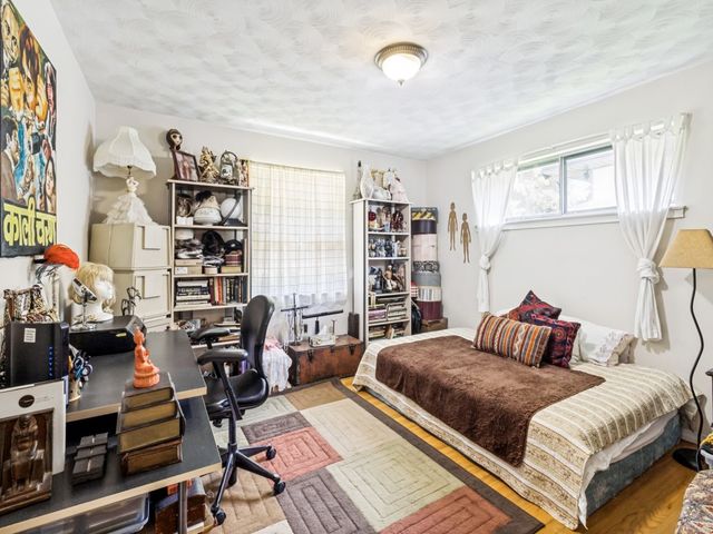 8125 Hunnicut Road, Dallas, TX 75228