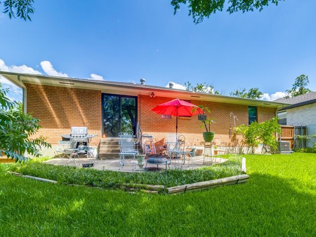 8125 Hunnicut Road, Dallas, TX 75228