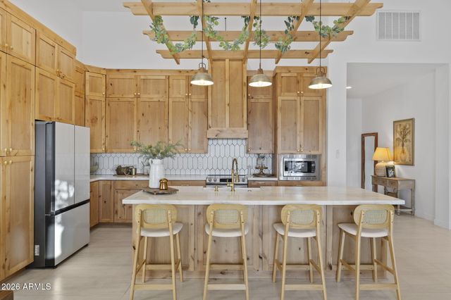 25937 W Ravina Lane, Morristown, AZ 85342