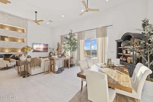 25937 W Ravina Lane, Morristown, AZ 85342