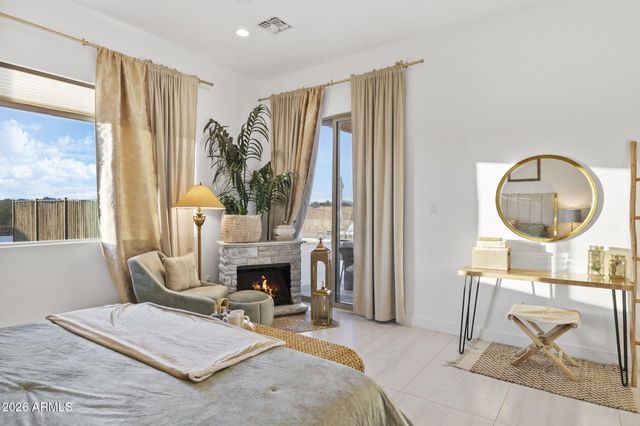 25937 W Ravina Lane, Morristown, AZ 85342