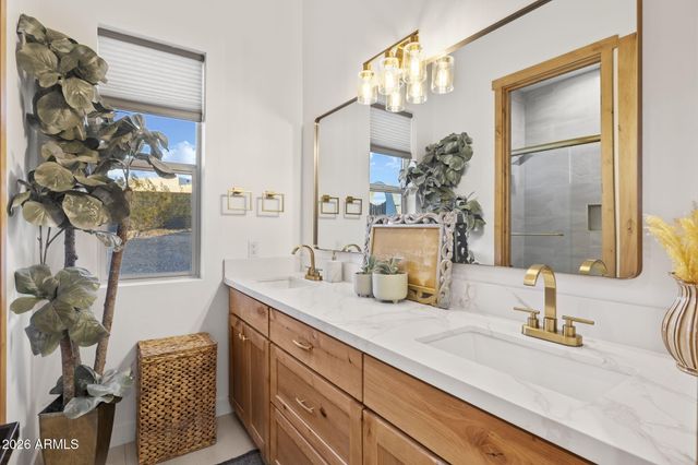 25937 W Ravina Lane, Morristown, AZ 85342