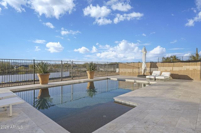 25937 W Ravina Lane, Morristown, AZ 85342