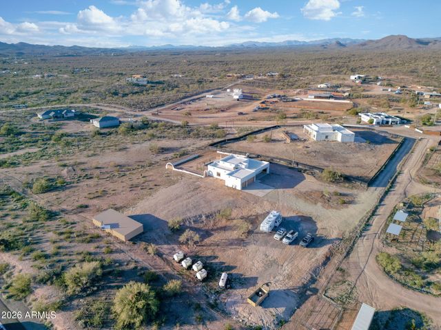 25937 W Ravina Lane, Morristown, AZ 85342