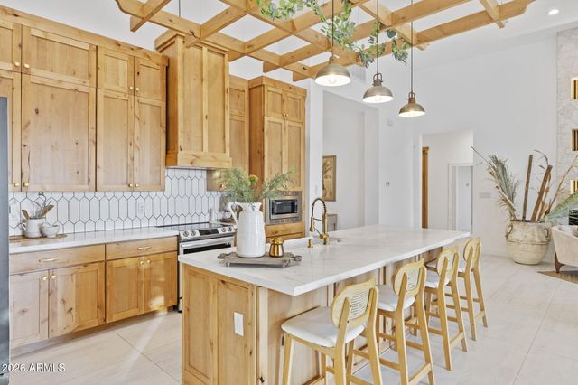 25937 W Ravina Lane, Morristown, AZ 85342