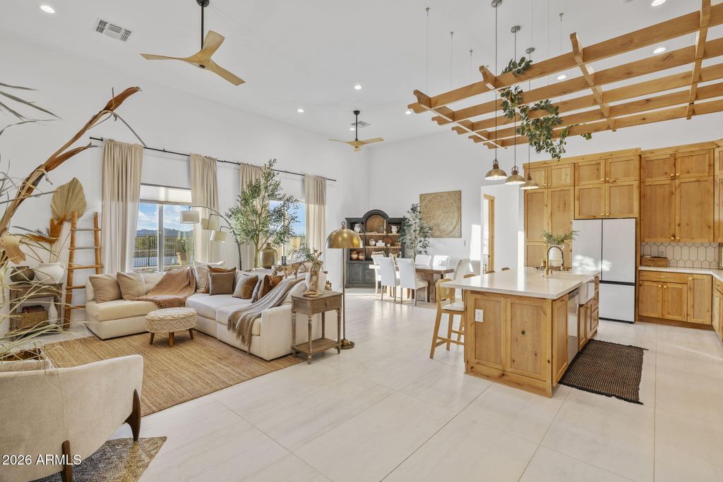 25937 W Ravina Lane, Morristown, AZ 85342