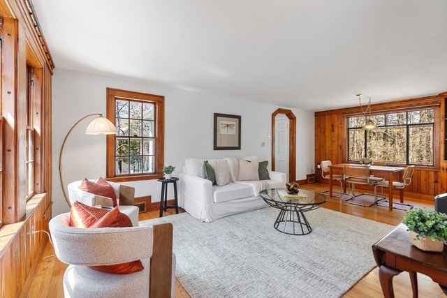 47 Wood Street, Lexington, MA 02420