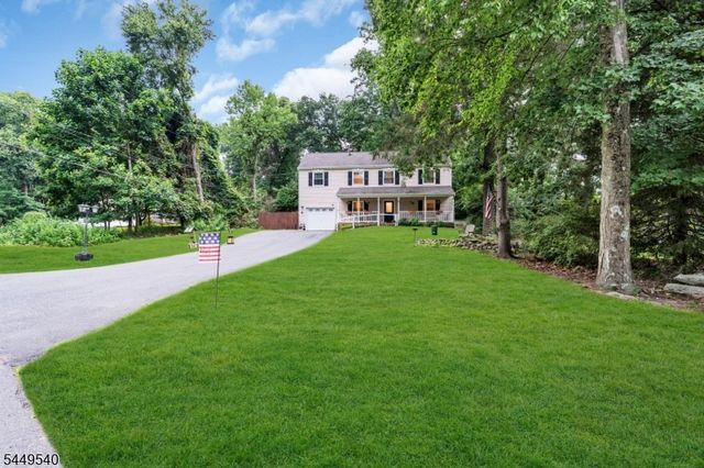 23 Leo Ave, Hopatcong Boro, NJ 07874