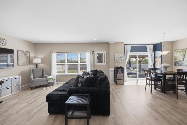 11177 Summerlin Street, Cedar Lake, IN 46303