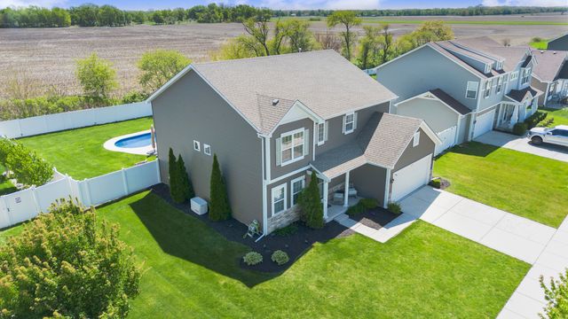 11177 Summerlin Street, Cedar Lake, IN 46303