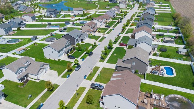 11177 Summerlin Street, Cedar Lake, IN 46303