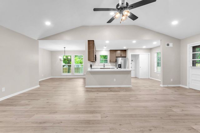 2556 LYNNFIELD RD, Memphis, TN 38119