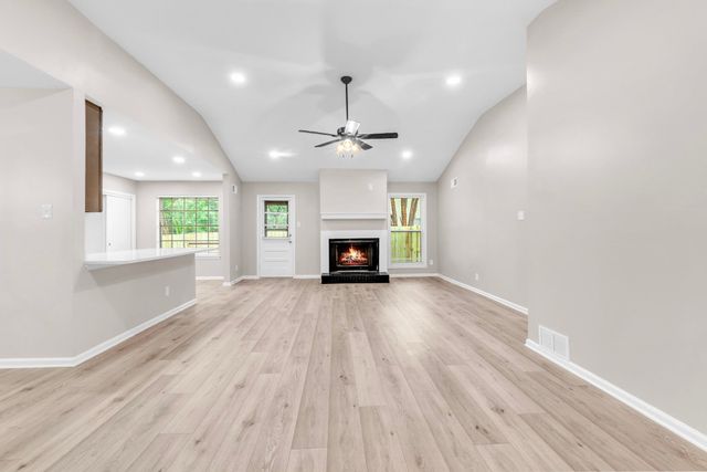 2556 LYNNFIELD RD, Memphis, TN 38119