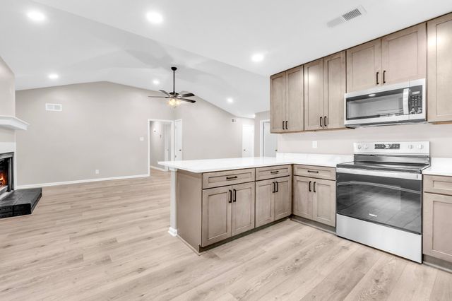 2556 LYNNFIELD RD, Memphis, TN 38119