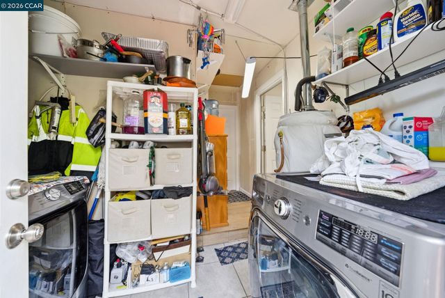 1925 Solano way, Concord, CA 94520