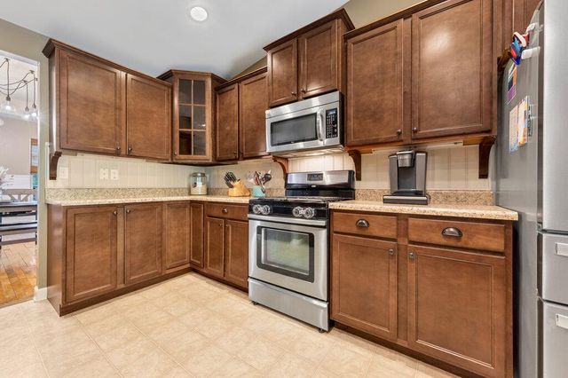 182 Fox Creek Drive, Wentzville, MO 63385