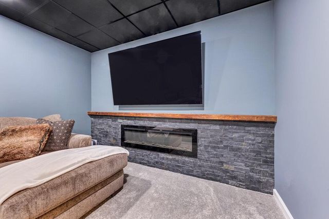 182 Fox Creek Drive, Wentzville, MO 63385