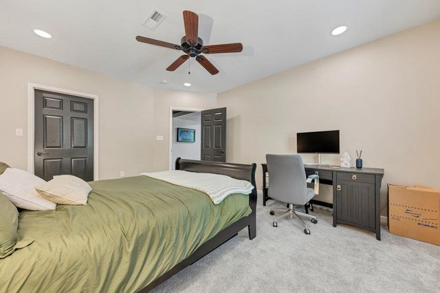 182 Fox Creek Drive, Wentzville, MO 63385