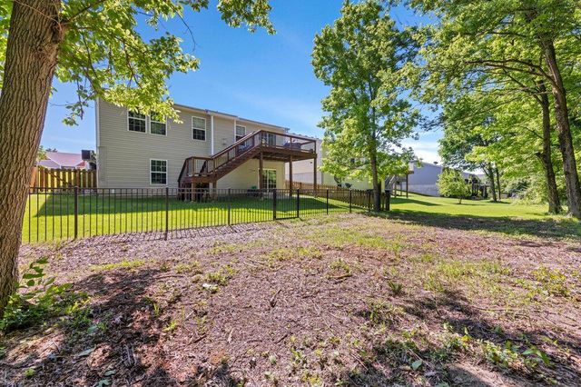 182 Fox Creek Drive, Wentzville, MO 63385