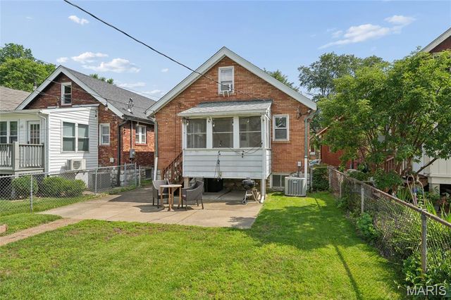 5737 Delor Street, St Louis, MO 63109