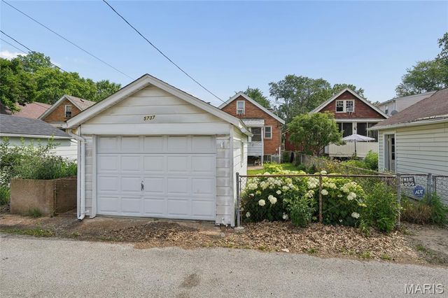 5737 Delor Street, St Louis, MO 63109