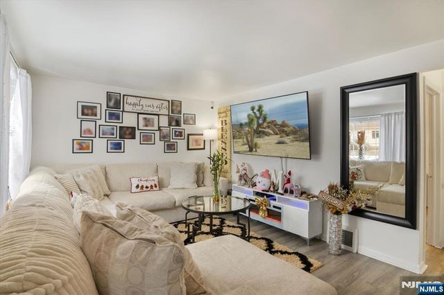 97 Long Hill Drive, Clifton, NJ 07013