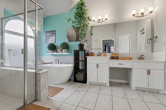 306 Calhoun Street, Glenn Heights, TX 75154