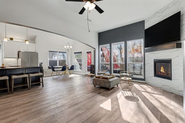 306 Calhoun Street, Glenn Heights, TX 75154