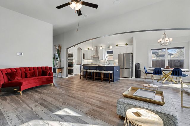 306 Calhoun Street, Glenn Heights, TX 75154