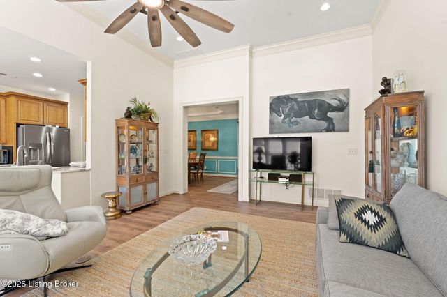 2427 Tradition Cir, Louisville, KY 40245