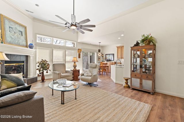 2427 Tradition Cir, Louisville, KY 40245