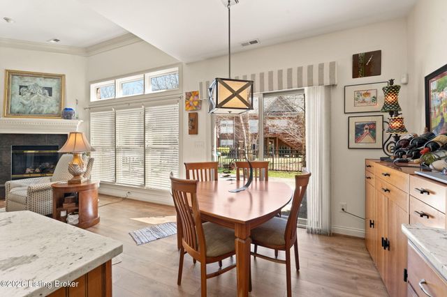 2427 Tradition Cir, Louisville, KY 40245