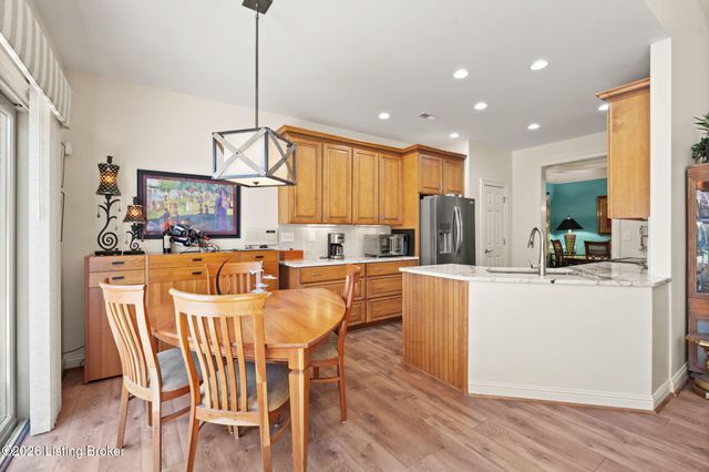 2427 Tradition Cir, Louisville, KY 40245