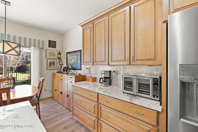 2427 Tradition Cir, Louisville, KY 40245