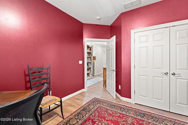 2427 Tradition Cir, Louisville, KY 40245