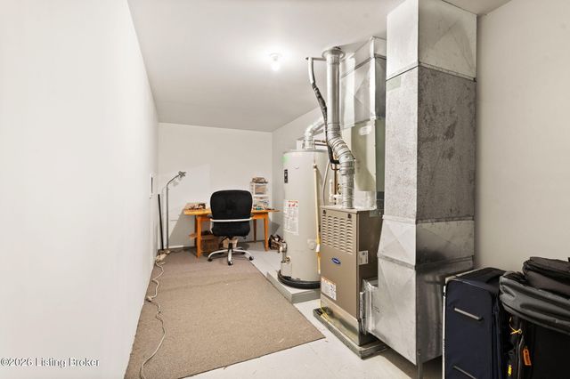 2427 Tradition Cir, Louisville, KY 40245