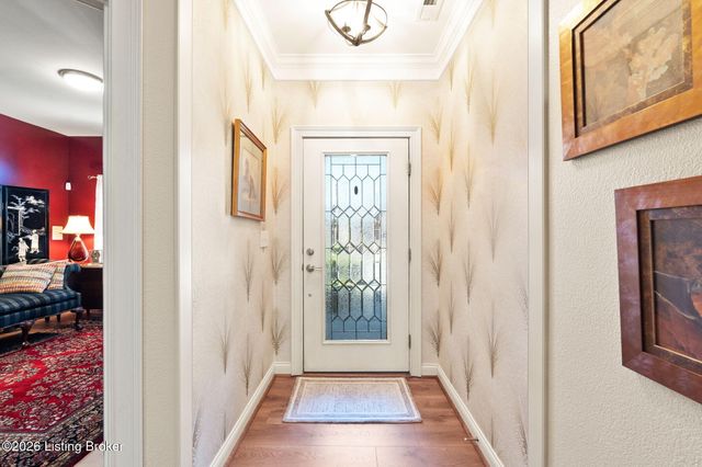 2427 Tradition Cir, Louisville, KY 40245