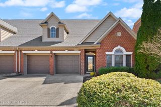 2427 Tradition Cir, Louisville, KY 40245
