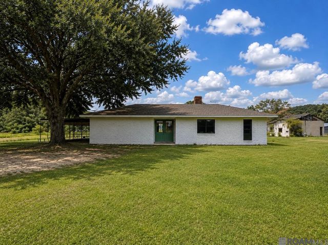 38235 N Walker Rd, Walker, LA 70785