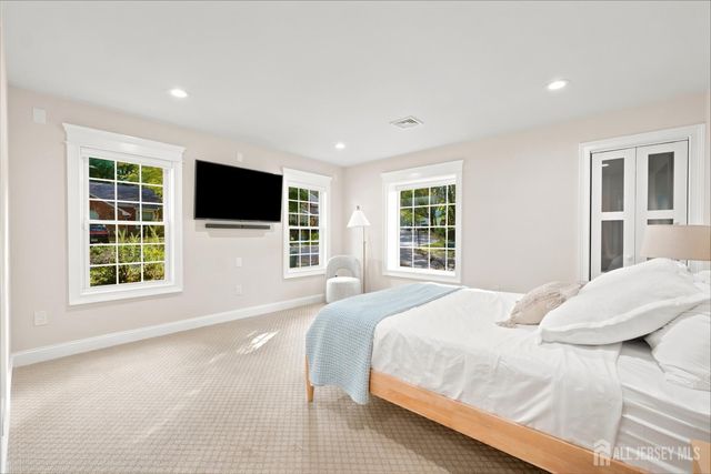 2 Sheffield Court, Old Bridge, NJ 08857