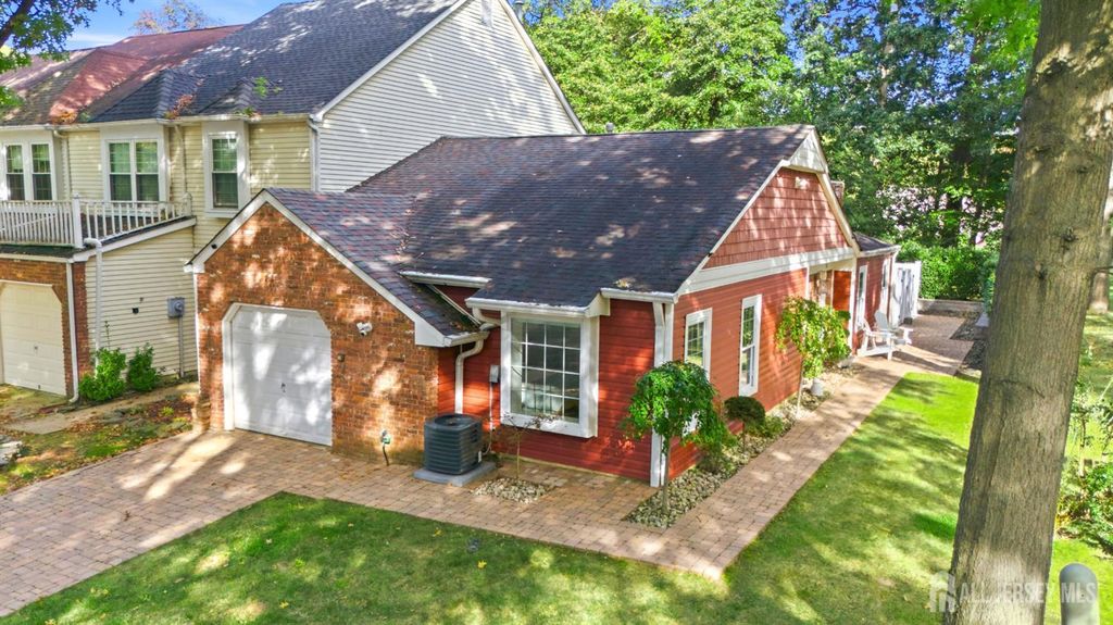 2 Sheffield Court, Old Bridge, NJ 08857