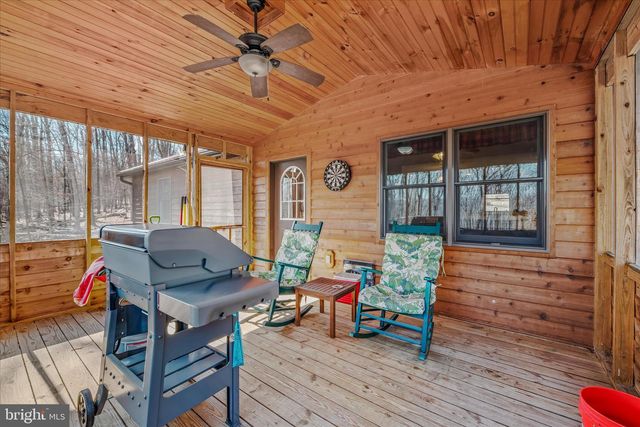 2910 MILO SCHOOL RD, Great Cacapon, WV 25422