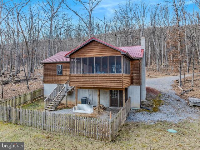 2910 MILO SCHOOL RD, Great Cacapon, WV 25422