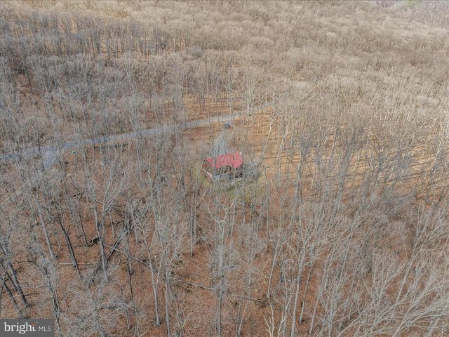 2910 MILO SCHOOL RD, Great Cacapon, WV 25422