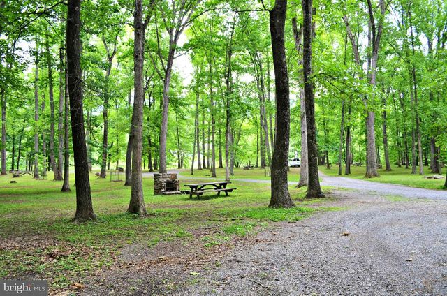 2910 MILO SCHOOL RD, Great Cacapon, WV 25422