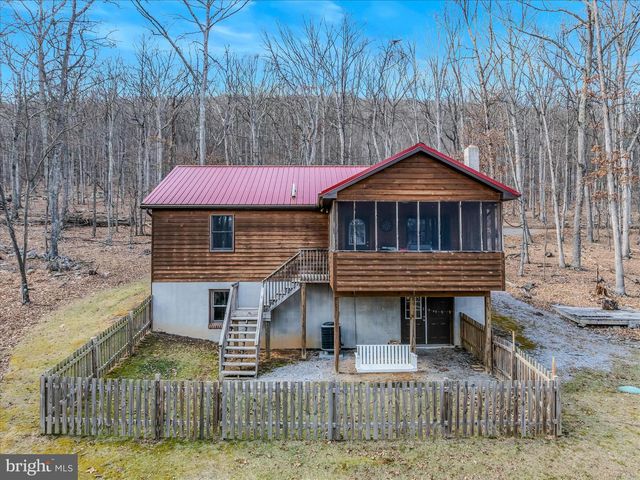 2910 MILO SCHOOL RD, Great Cacapon, WV 25422