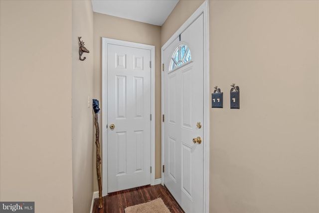 2910 MILO SCHOOL RD, Great Cacapon, WV 25422