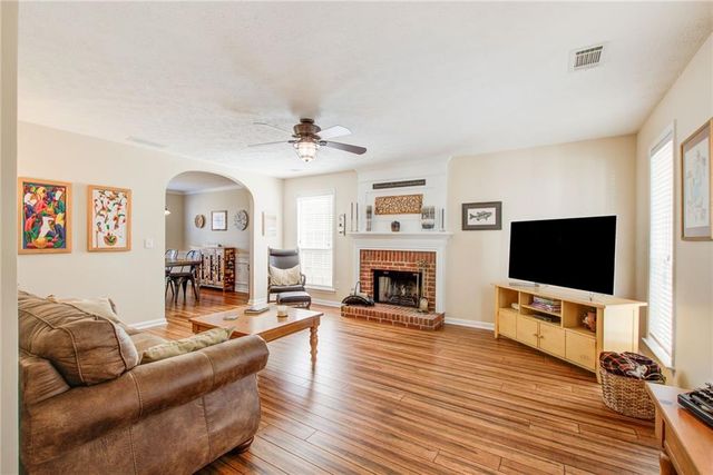 1140 Winthrope Chase Drive, Alpharetta, GA 30009